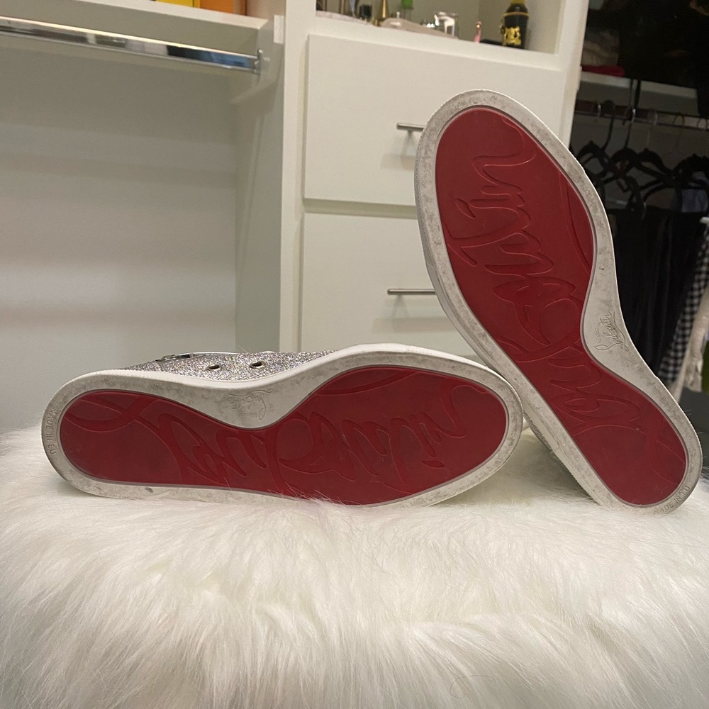 Sneakers - Picture 4 of 16